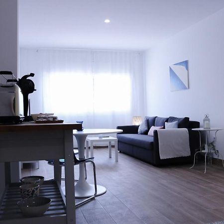 Zona5 Apartamentos Turisticos El Vendrell Kültér fotó