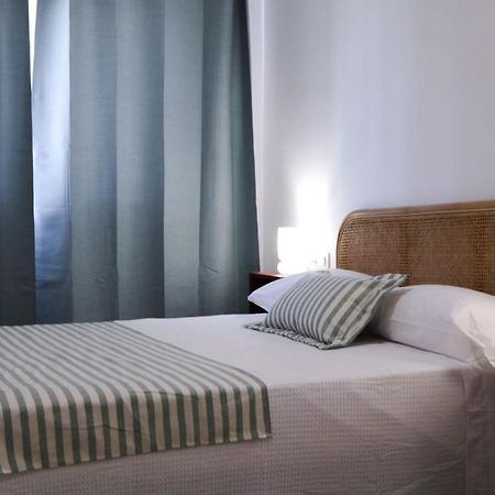 Zona5 Apartamentos Turisticos El Vendrell Kültér fotó