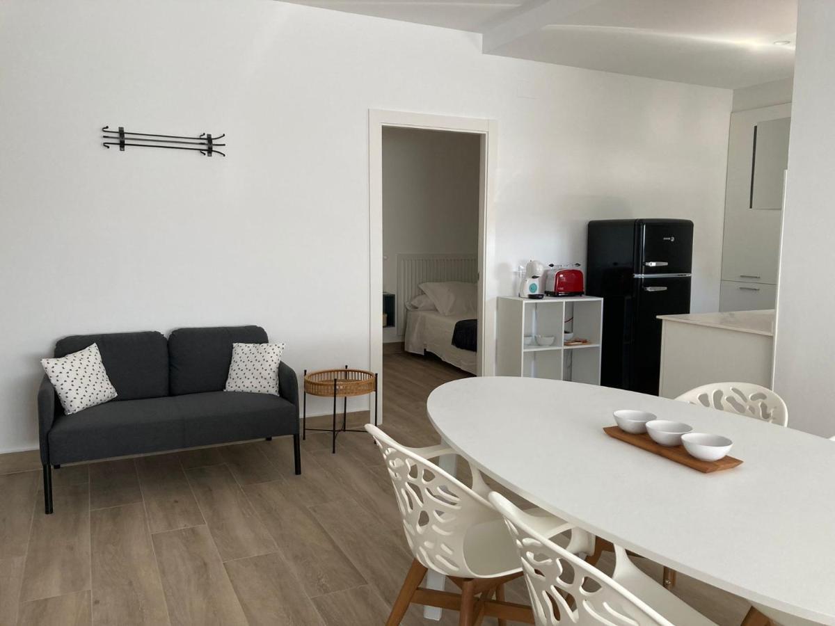 Zona5 Apartamentos Turisticos El Vendrell Kültér fotó