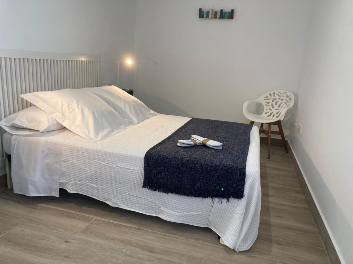 Zona5 Apartamentos Turisticos El Vendrell Kültér fotó