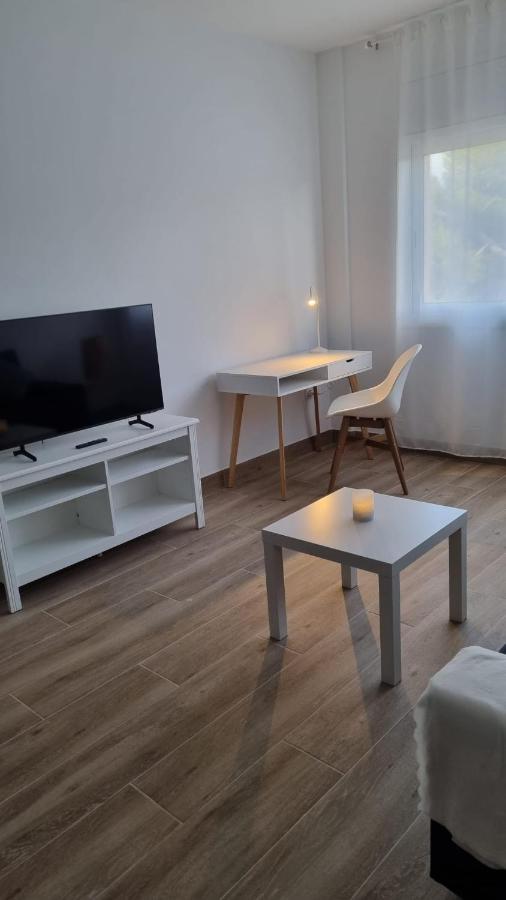 Zona5 Apartamentos Turisticos El Vendrell Kültér fotó