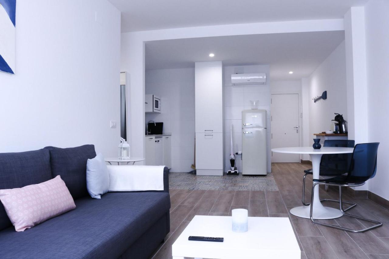 Zona5 Apartamentos Turisticos El Vendrell Kültér fotó